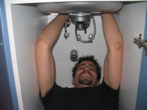 reparaciones-urgencias-mazarron-fontaneros-electricistas