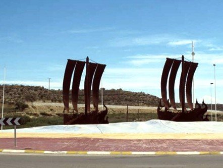 nueva-inscripcion-puerto-mazarron-rotonda-barcos-fenicios